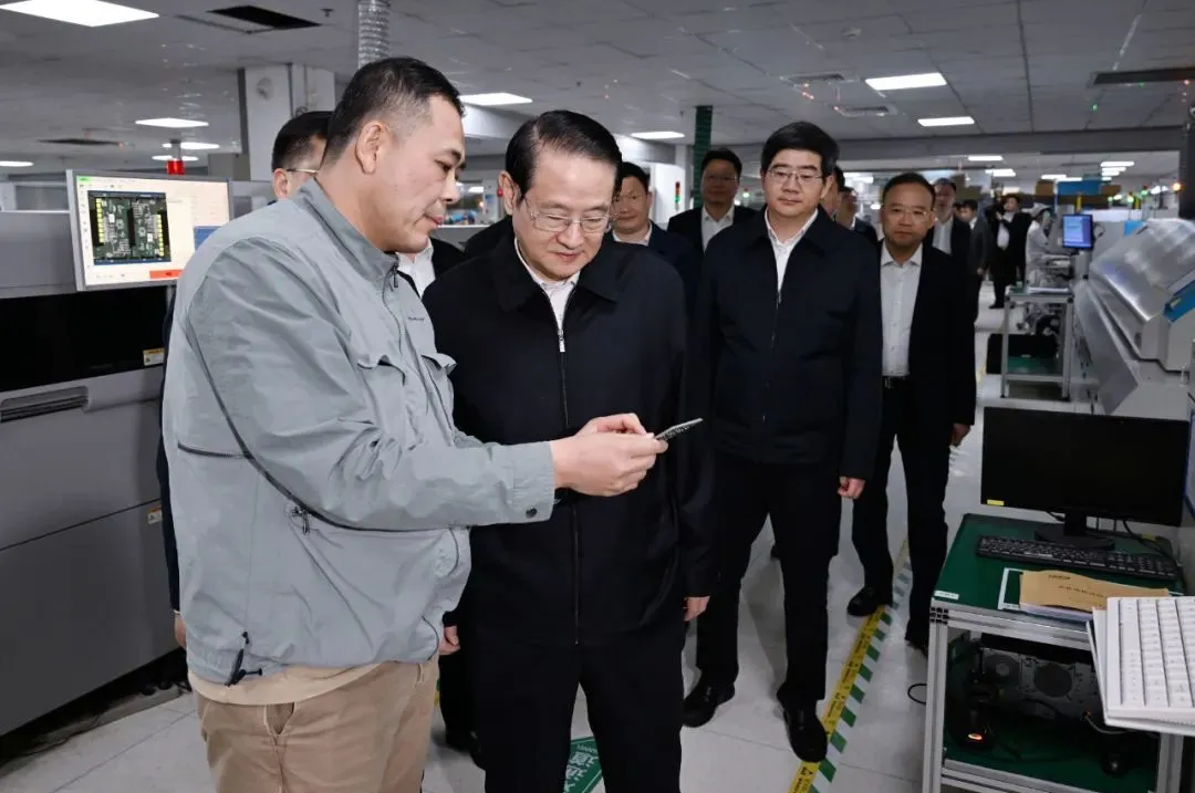 禾川头条丨浙江省委书记易炼红莅临我公司参观考察